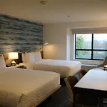 Clarion Hotel Portland International Airport